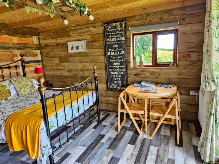 Little Swelle Cabin With Awesome Sea Views Poundstock Exterior foto